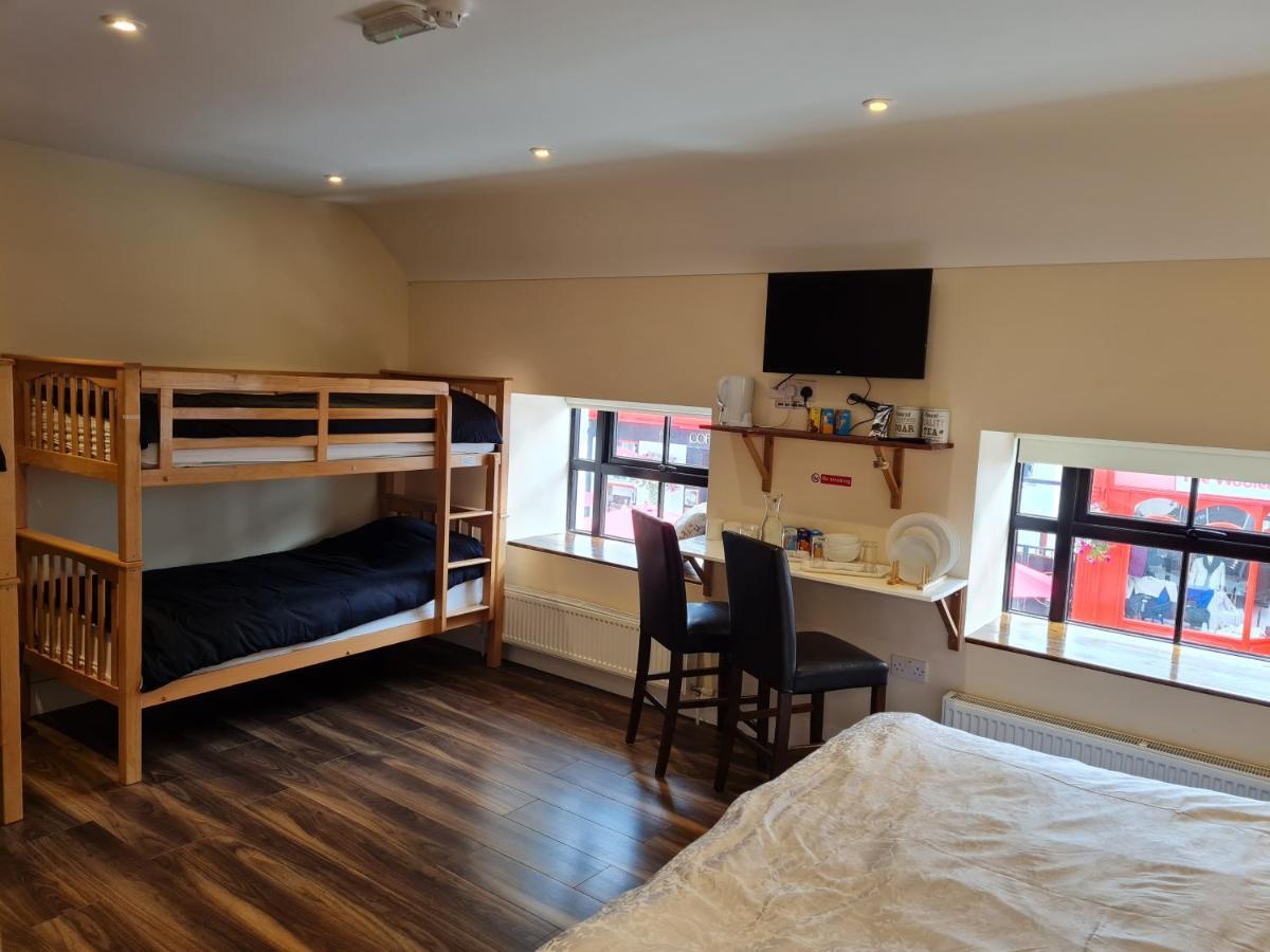 Ridge-Rock Accommodation Carrick on Shannon Exterior foto